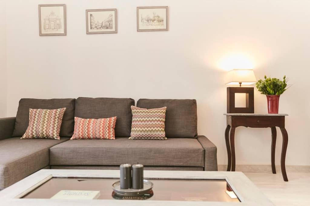 Original Y Coqueto Apartamento Junto A Plaza Mayor Appartement Madrid Buitenkant foto