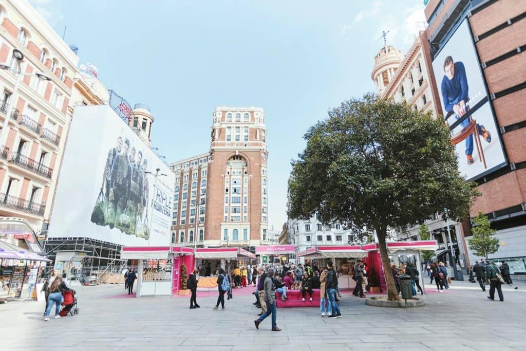 Original Y Coqueto Apartamento Junto A Plaza Mayor Appartement Madrid Buitenkant foto