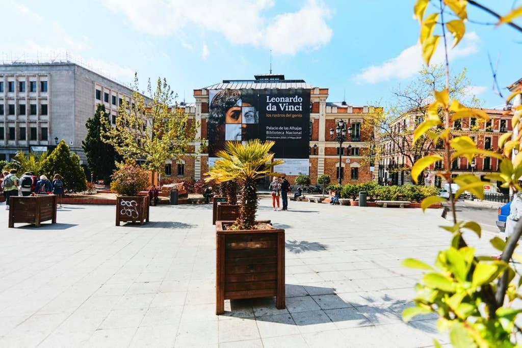 Original Y Coqueto Apartamento Junto A Plaza Mayor Appartement Madrid Buitenkant foto